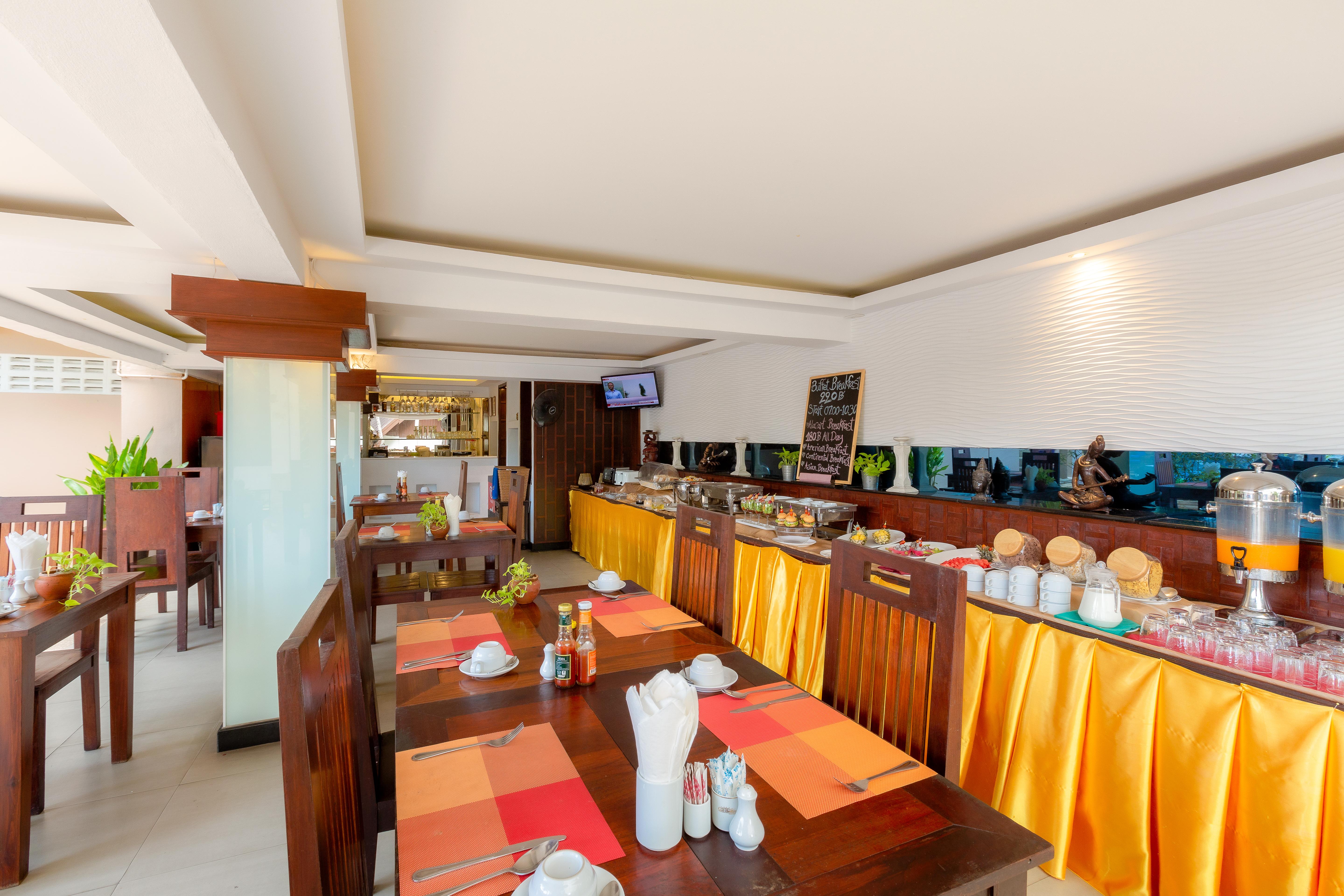 Club Bamboo Boutique Resort & Spa - Sha Certified Patong Экстерьер фото